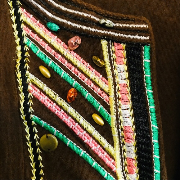 Alabe Star Petite BROWN TOP W/ EMBROIDERY & BEADS - Picture 4 of 5